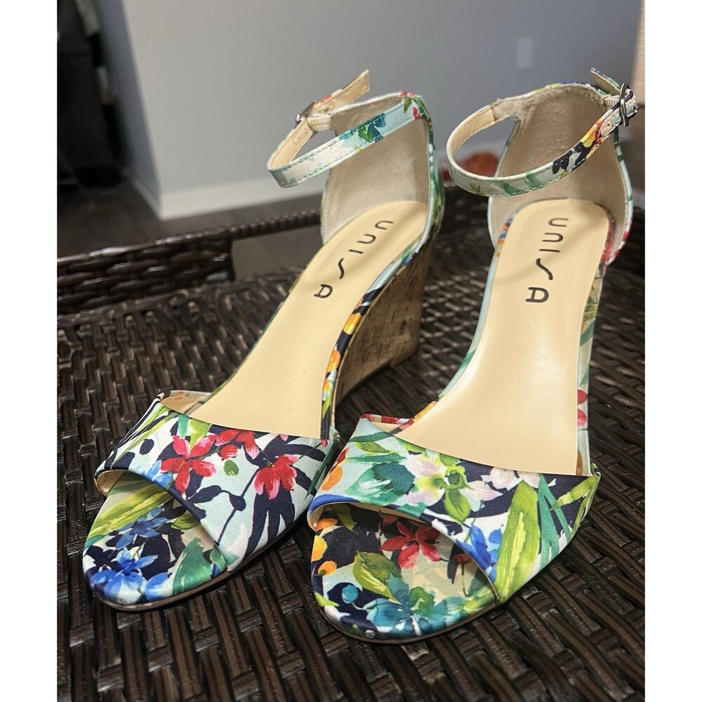 UNISA Floral Wedge Sandals Size 9 Ankle Strap Cork Heels 3" Tropical Boho Womens